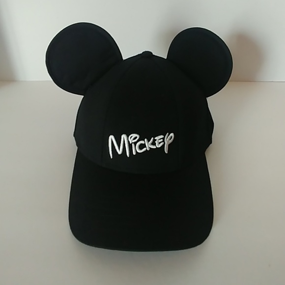 Disney Accessories - Disney Mickey Mouse black cap with ears